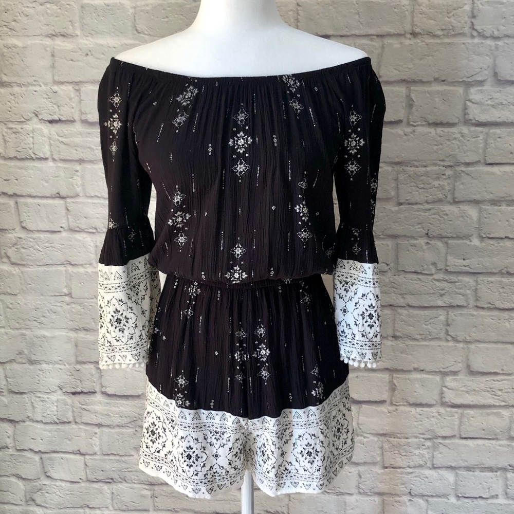 MUDD Black & White Off the Shoulder ROMPER Size S